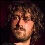 Insegnante di musica (laureato in musica elettronica) offre lezioni di produzione, composizione, informatica musicale e chitarra